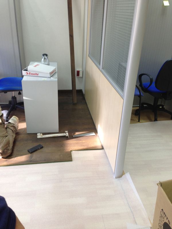 instaladores parquet sintetico en barcelona
