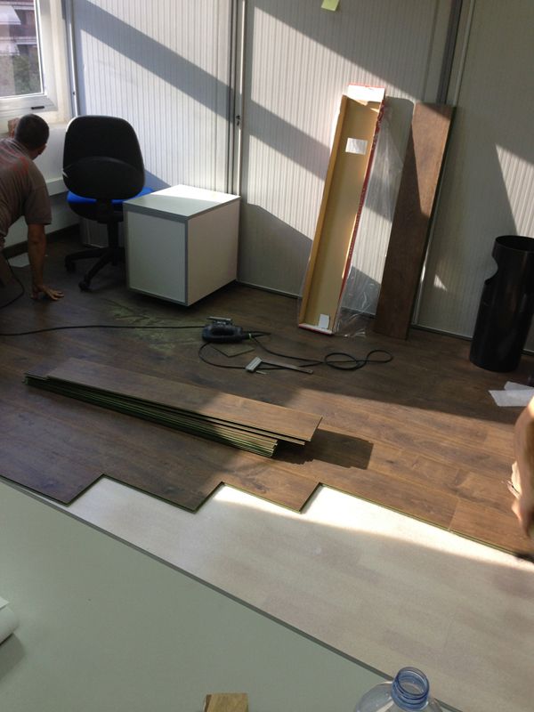 instaladores parquet sintetico en barcelona